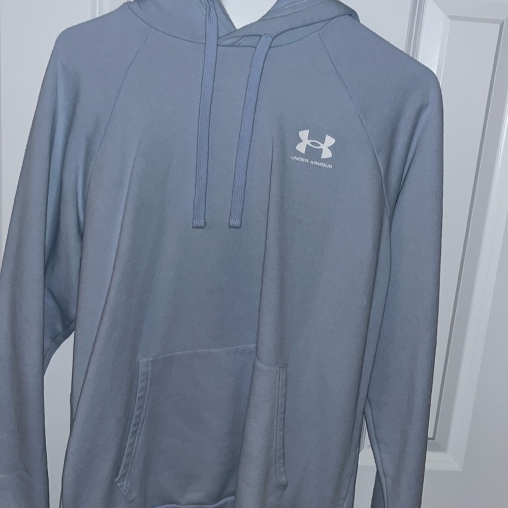 Baby blue Under Armour sweatshirt